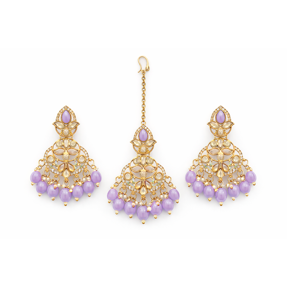 EARRINGS WITH MATCHING TIKKA