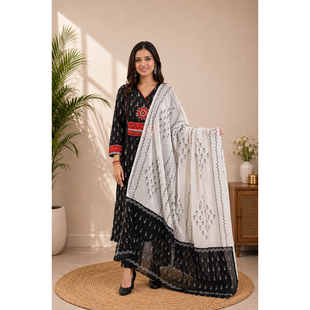 RADHA ANKLE PANTS 