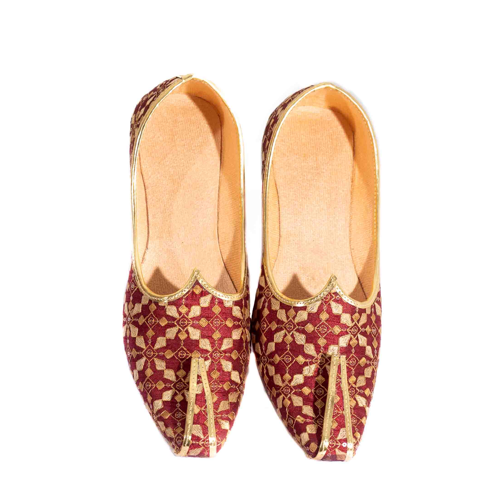 GROOM'S MOJADI UK